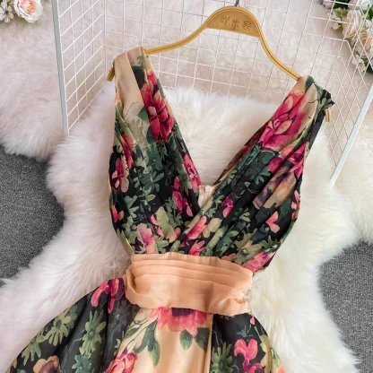 Chic V-neck Flowy Floral Dress - Image 2