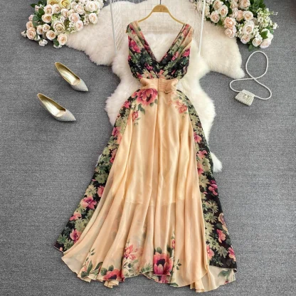 Chic V-neck Flowy Floral Dress - Image 4