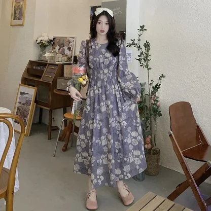 Long Sleeve Modest Floral Dress - Image 3