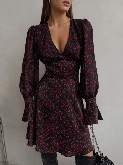 Deep V-neck Long Sleeve Floral Dress