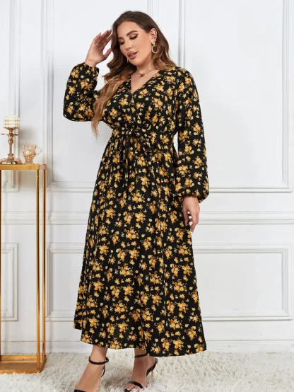 Plus Size Maxi Floral Dress - Image 3