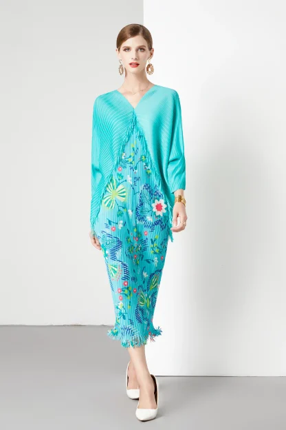 Pleated V-neck Floral Dress - Image 2