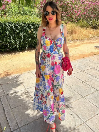 Chic Sleeveless Floral Dress