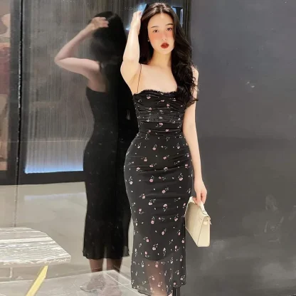 Elegant Bodycon Floral Dress - Image 3