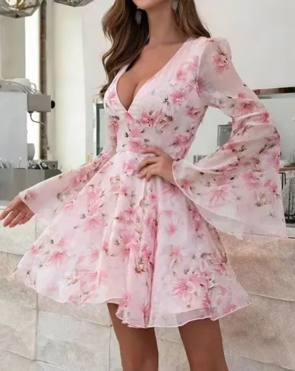 Chic Flowy Long Sleeve Floral Dress